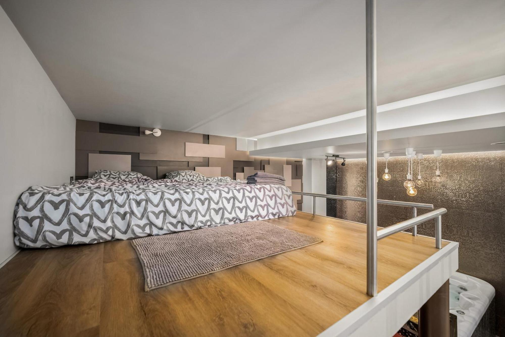 Secret Lounge - Cozy Studio With Sauna And Jacuzzi VNO Exteriör bild